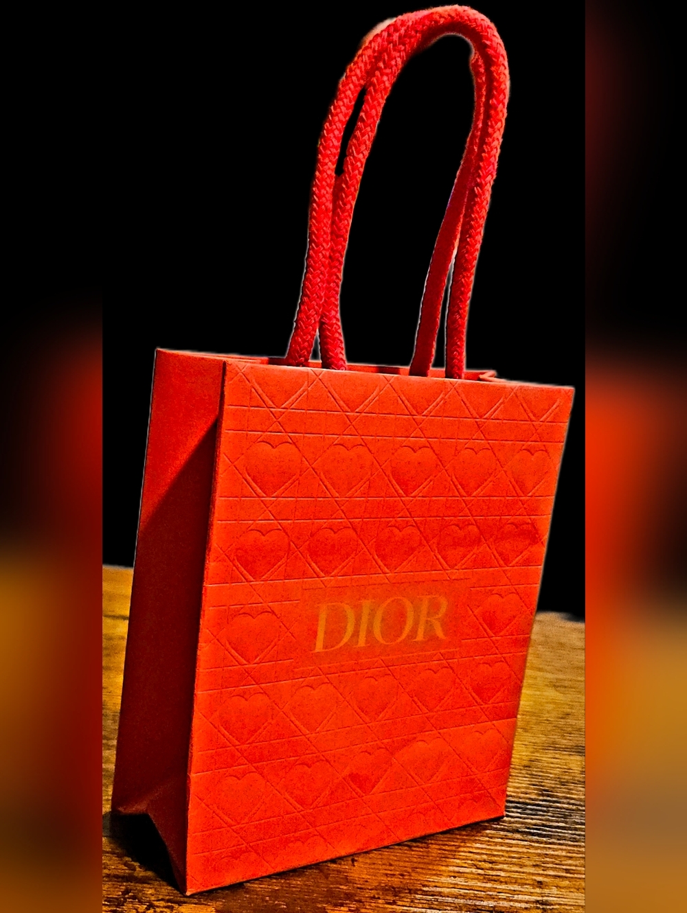 NEW Dior Red Heart Paper Shopping Gift Bag Gold Wallet Cosmetic Jewelry Holder